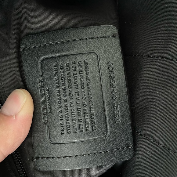 Coach unisex laptop or messenger bag - Picture 7 of 9